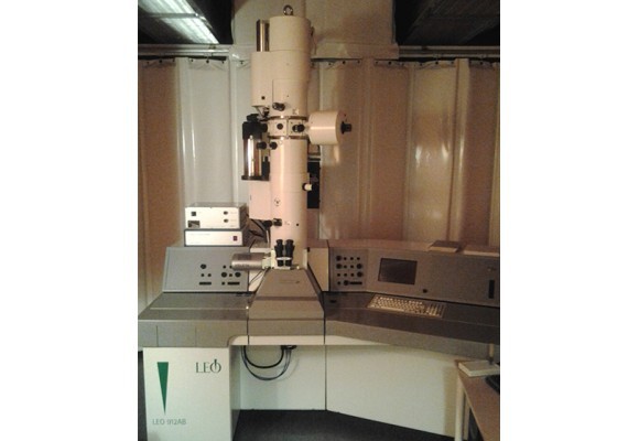 میکروسکوپ الکترونی عبوری TEM